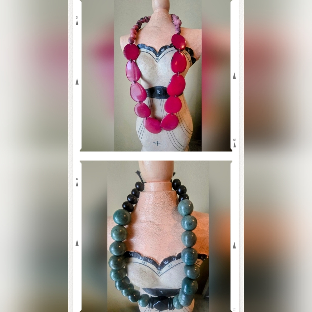 Elegant Two Necklaces Pink Green